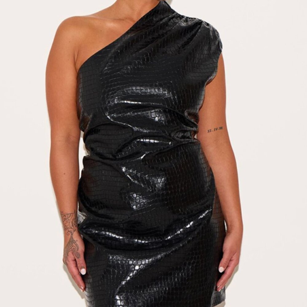 Plus Black Croc Faux Leather Ruched Asymmetrical Bodycon Dress